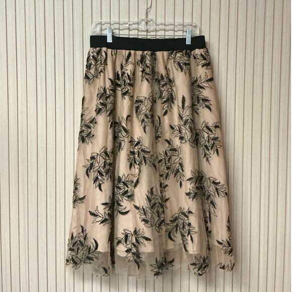 Embroidered Tulle Midi Skirt Beige with Black Leaf Detail Size XL - Picture 2 of 6